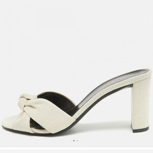 Saint Laurent Bianca Canvas size 40